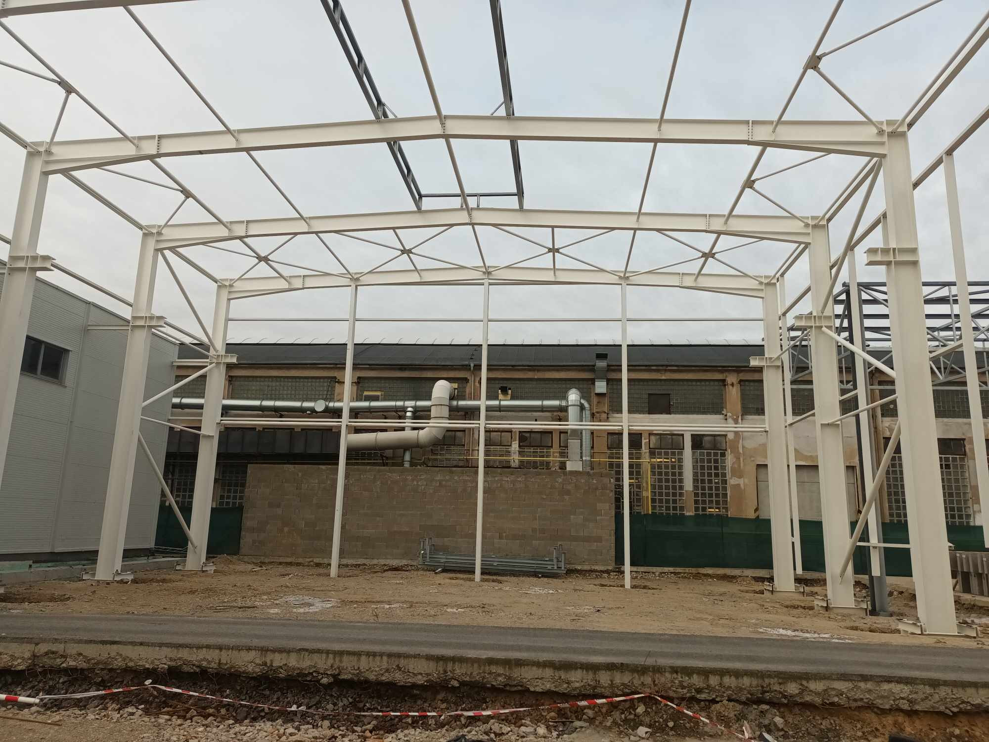 Novostavba montážní a kompletační haly Mashinenfabrik Niehoff, Nymburk
