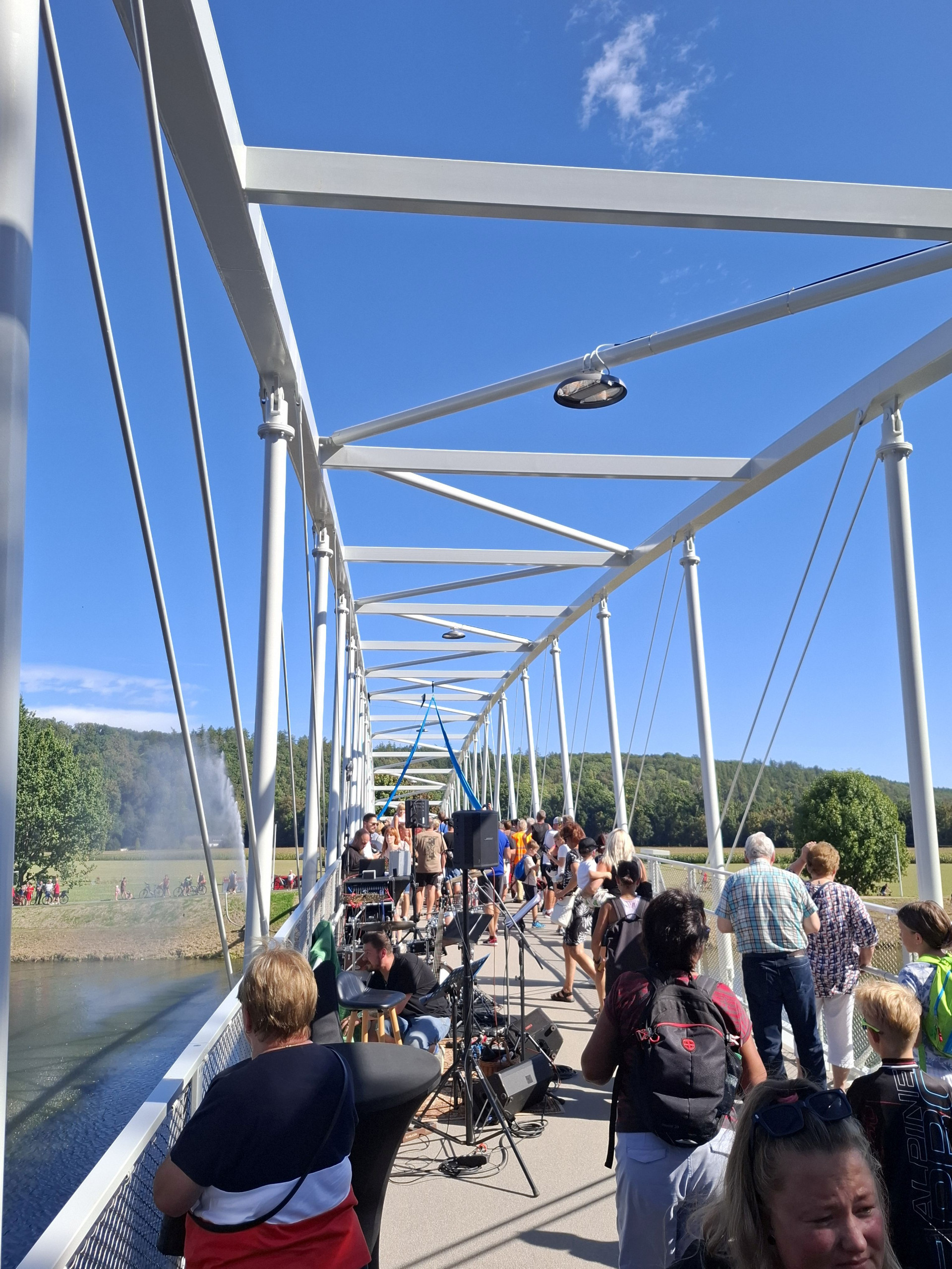 Slavnostní otevření lávky pro pěší a cyklisty v Hluboké nad Vltavou
