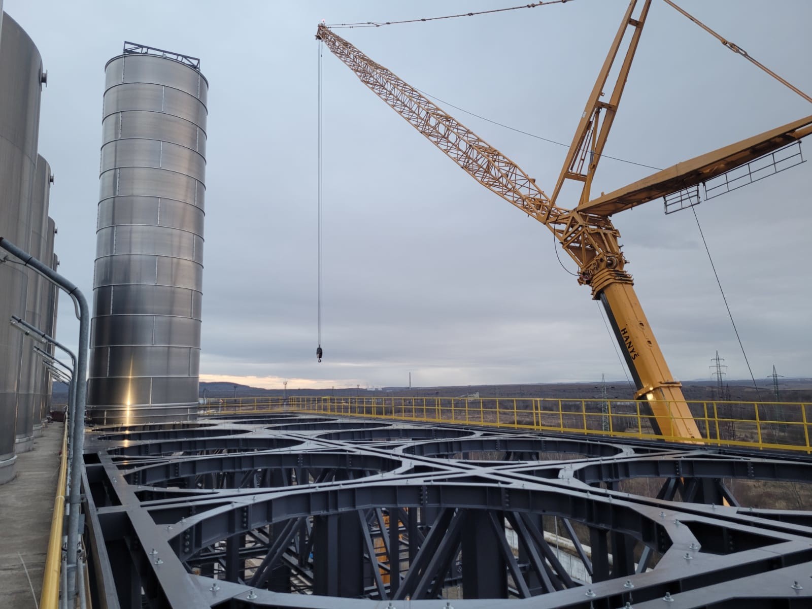 POLYPROPYLENE STORAGE SILOS EXTENSION