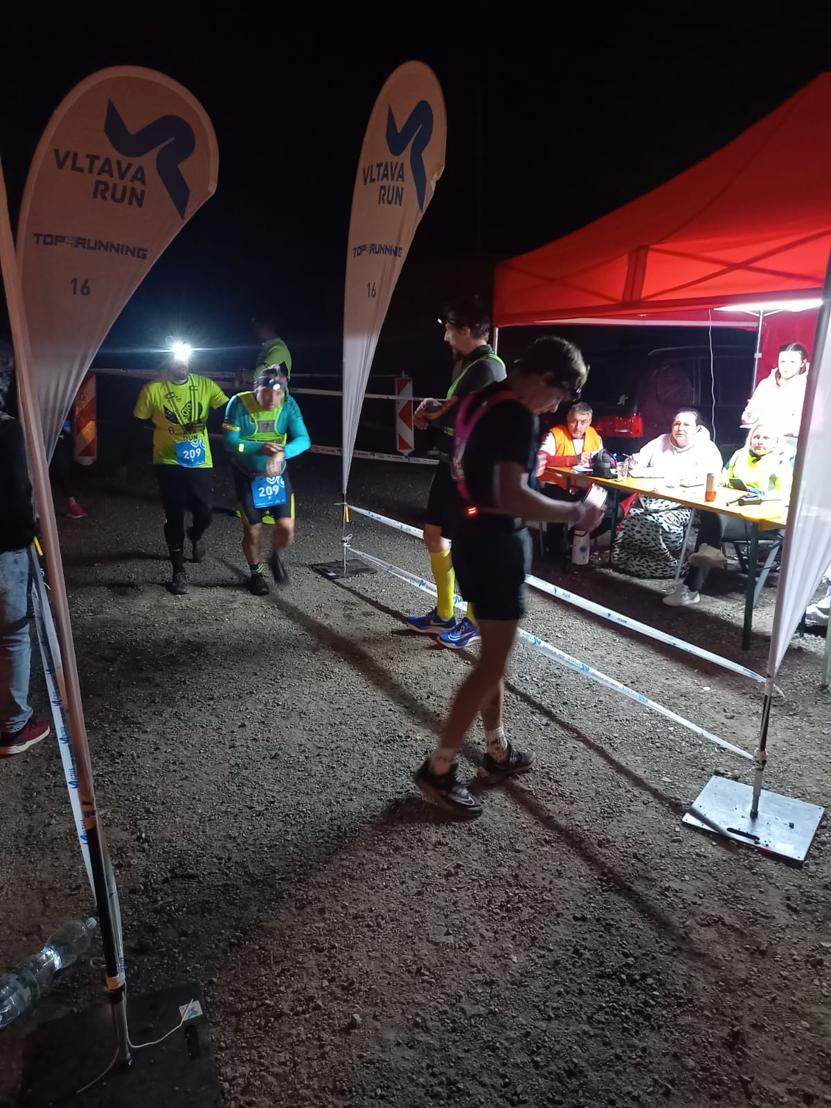 Ve štafetovém závodu VLTAVA RUN 2024 jsme měli EXCON tým