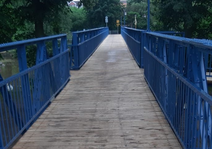 Podíleli jsme se na rekonstrukci lávky v Písku
