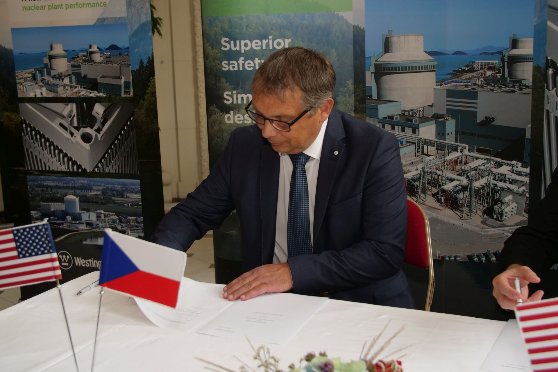 EXCON patří mezi schválené partnery společnosti WESTINGHOUSE