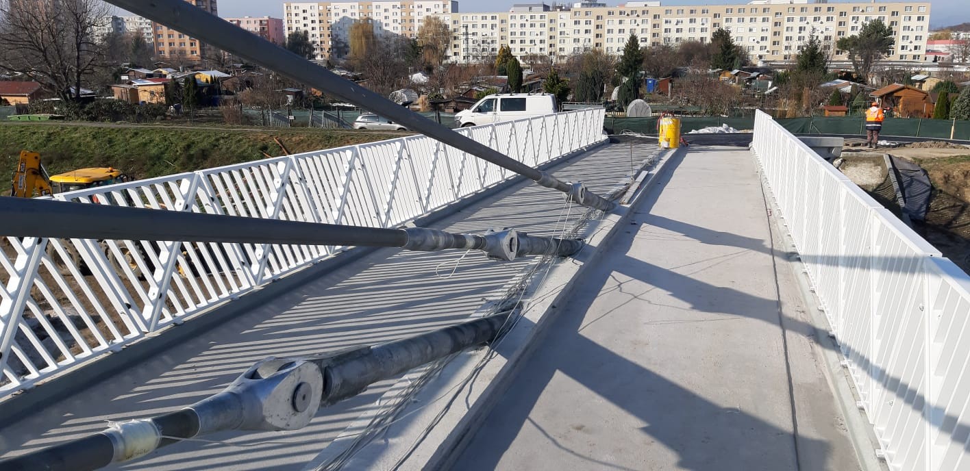 CYKLOLÁVKA PŘES ŘEKU NITRU V TOPOLČANECH
