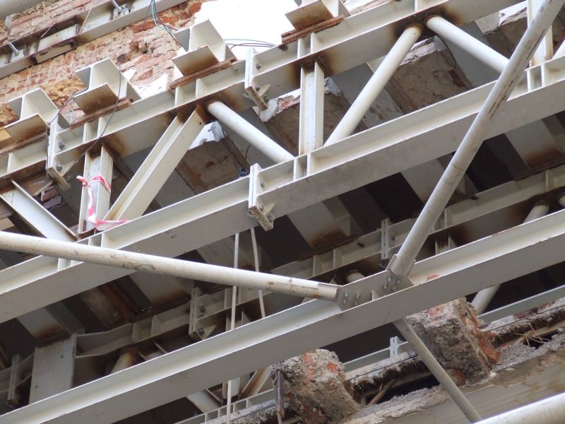 Reconstruction of the building, Wenceslas Square No.9 - Temporary supporting steel structure