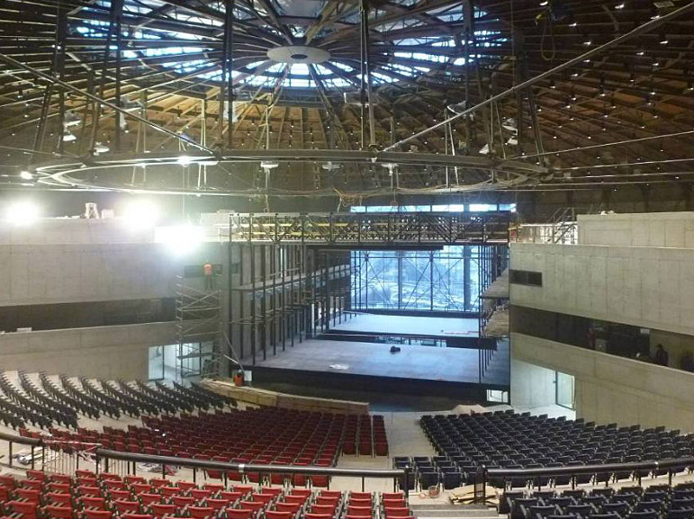 Reconversion of the steel structure of the „Gas holder“ in Vítkovice in multi-purpose hall